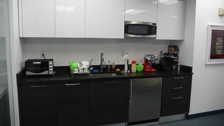 Midtown Manhattan Office Sublet 10022
