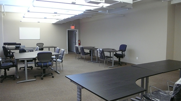 Open Plan Office Space for Sublease