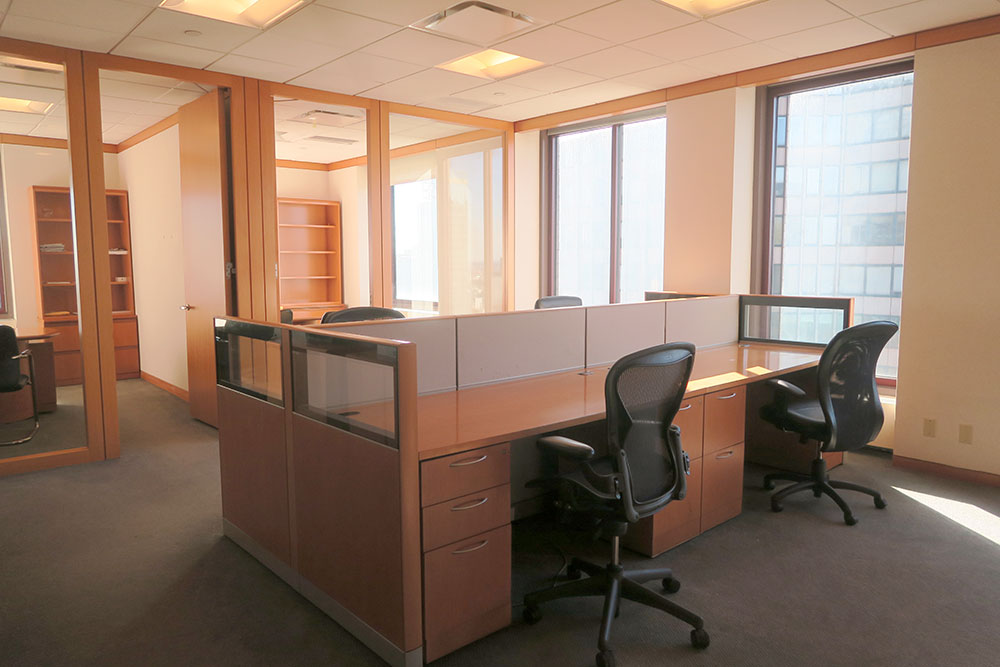 Private Office in Midtown West For Sublease